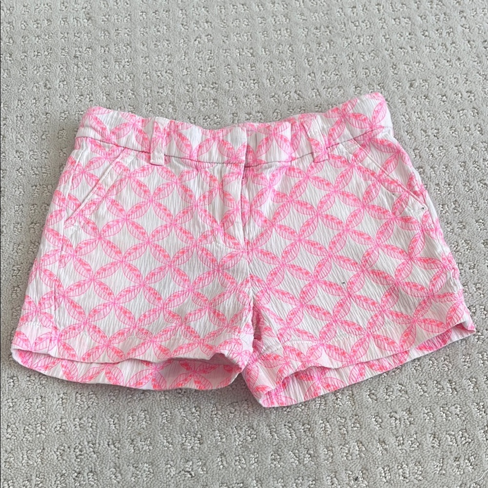 Vineyard vines Pink and White Patterned Shorts